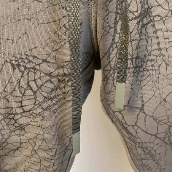 Lululemon Thread Dye Rover Black Warm Down Jogger 7/8 Length - Picture 2 of 9